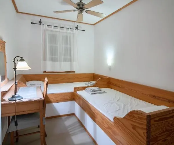 Semesteranläggning (resort) Lotos